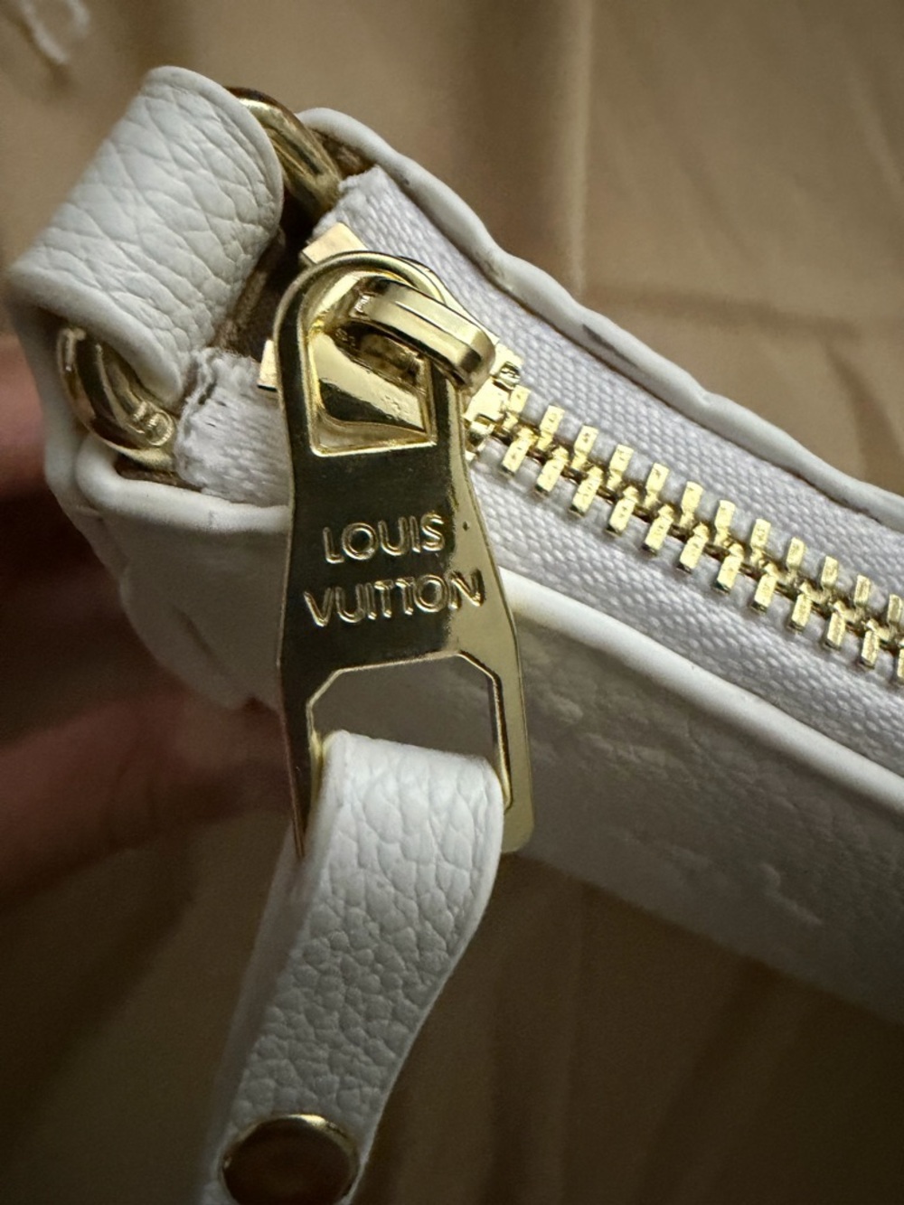 Louis Vuitton White Empreinte Mini Pochette with Gold Hardware - Picture 5 of 5